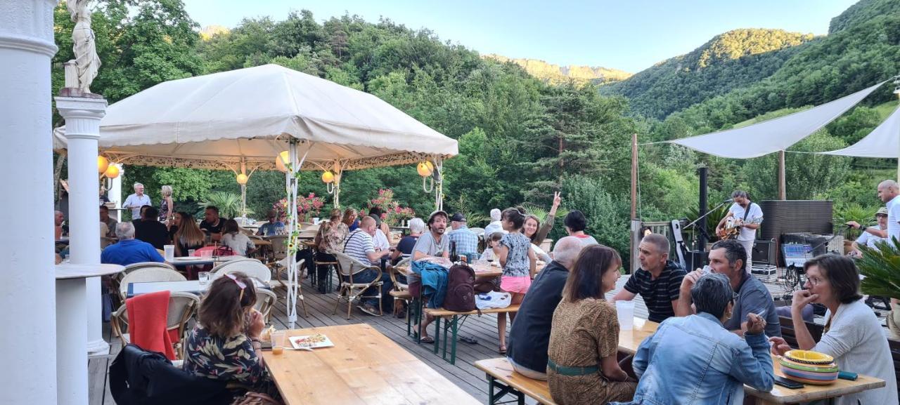 Camping Le Gallo Romain Barbieres Exteriör bild